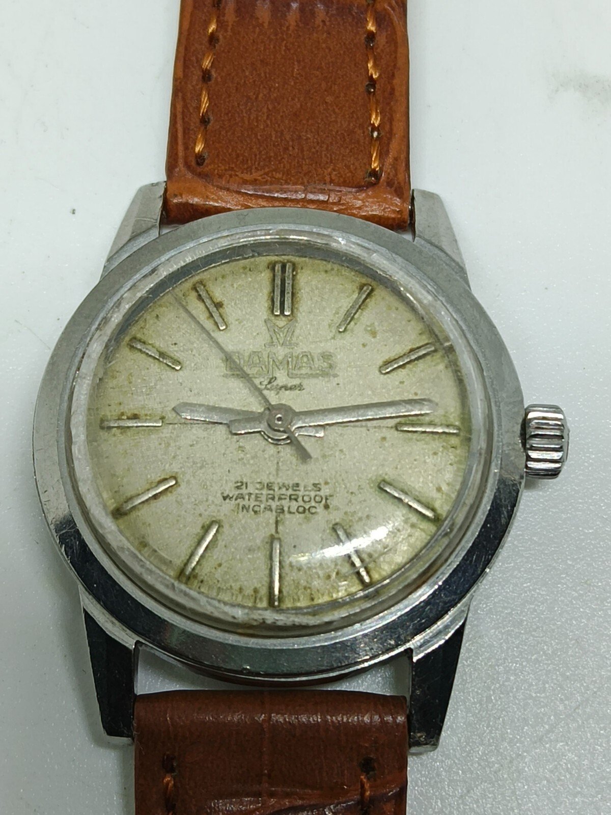 VINTAGE DAMAS ETA2390 WINDING LADIES WATCH