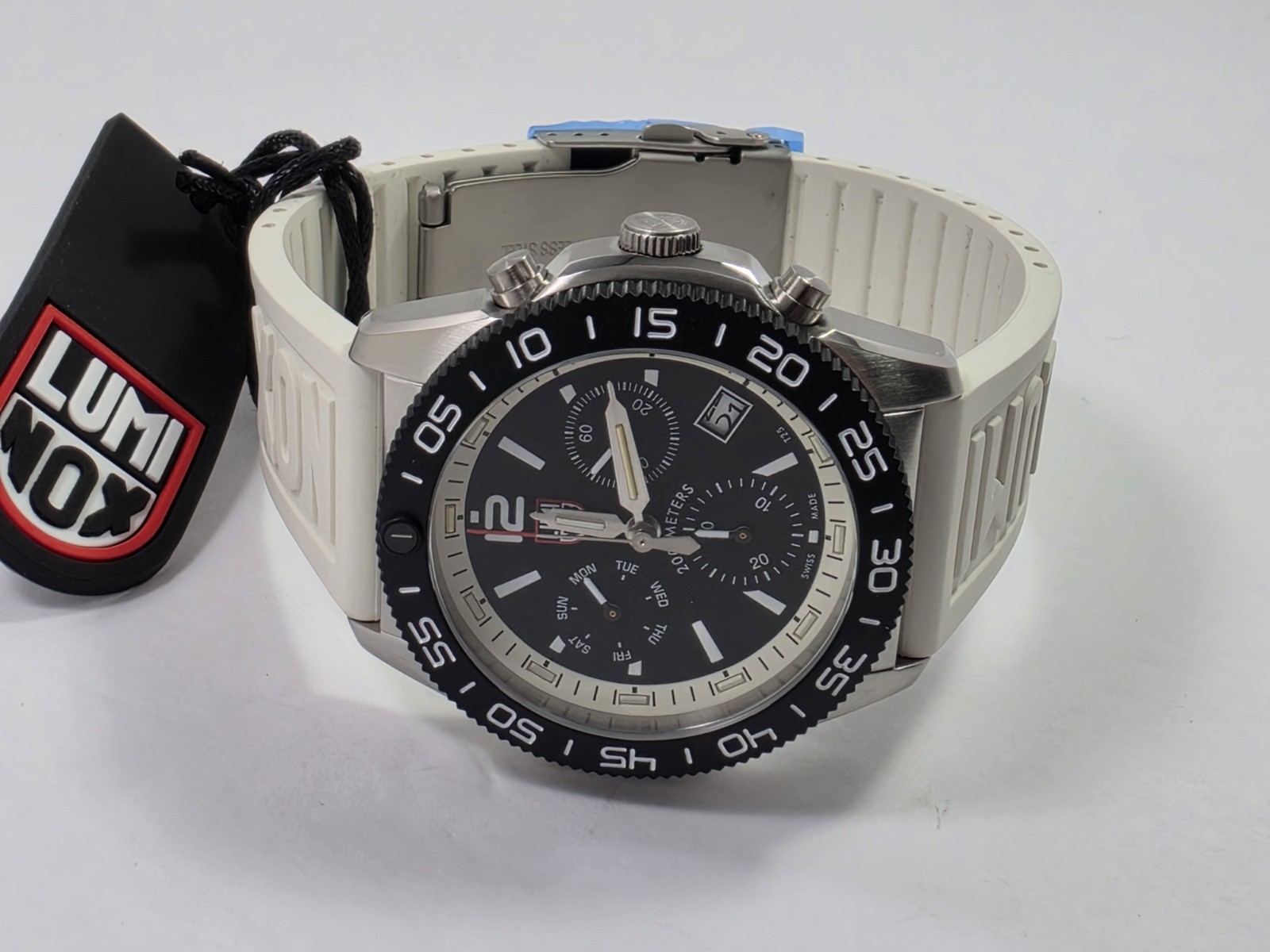 Luminox Pacific Diver Chronograph SWISS Quartz White Strap Men’s Watch XS.3141