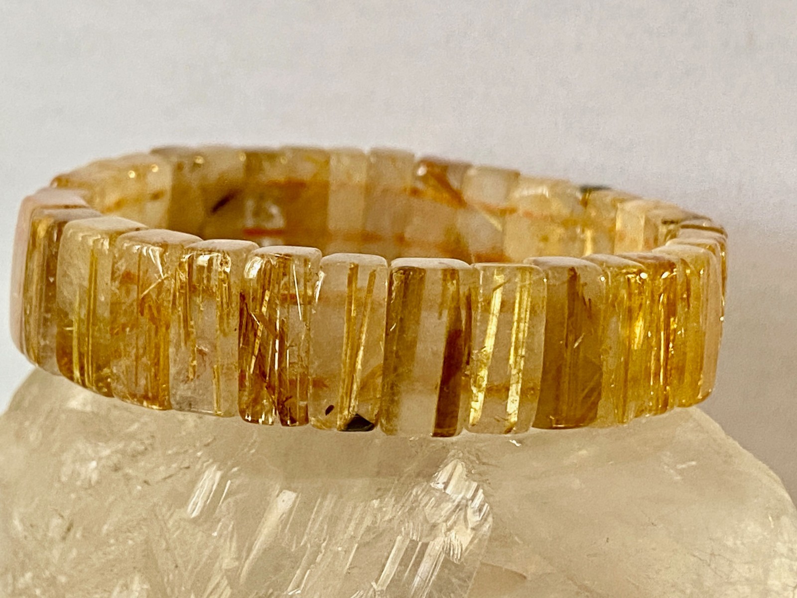 8.2″ Golden Rutilated Quartz Titanium Dioxide Inclusions Bracelet – I1414