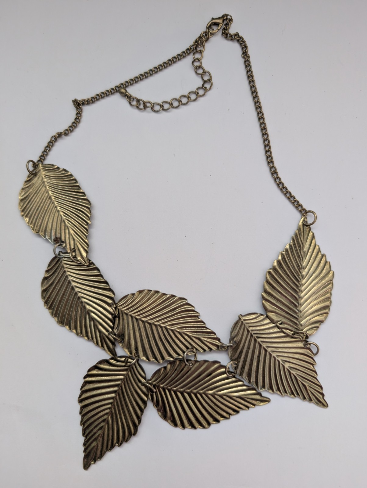 Vintage style bronze tone textured leaf cascading collar bib adjustable necklace