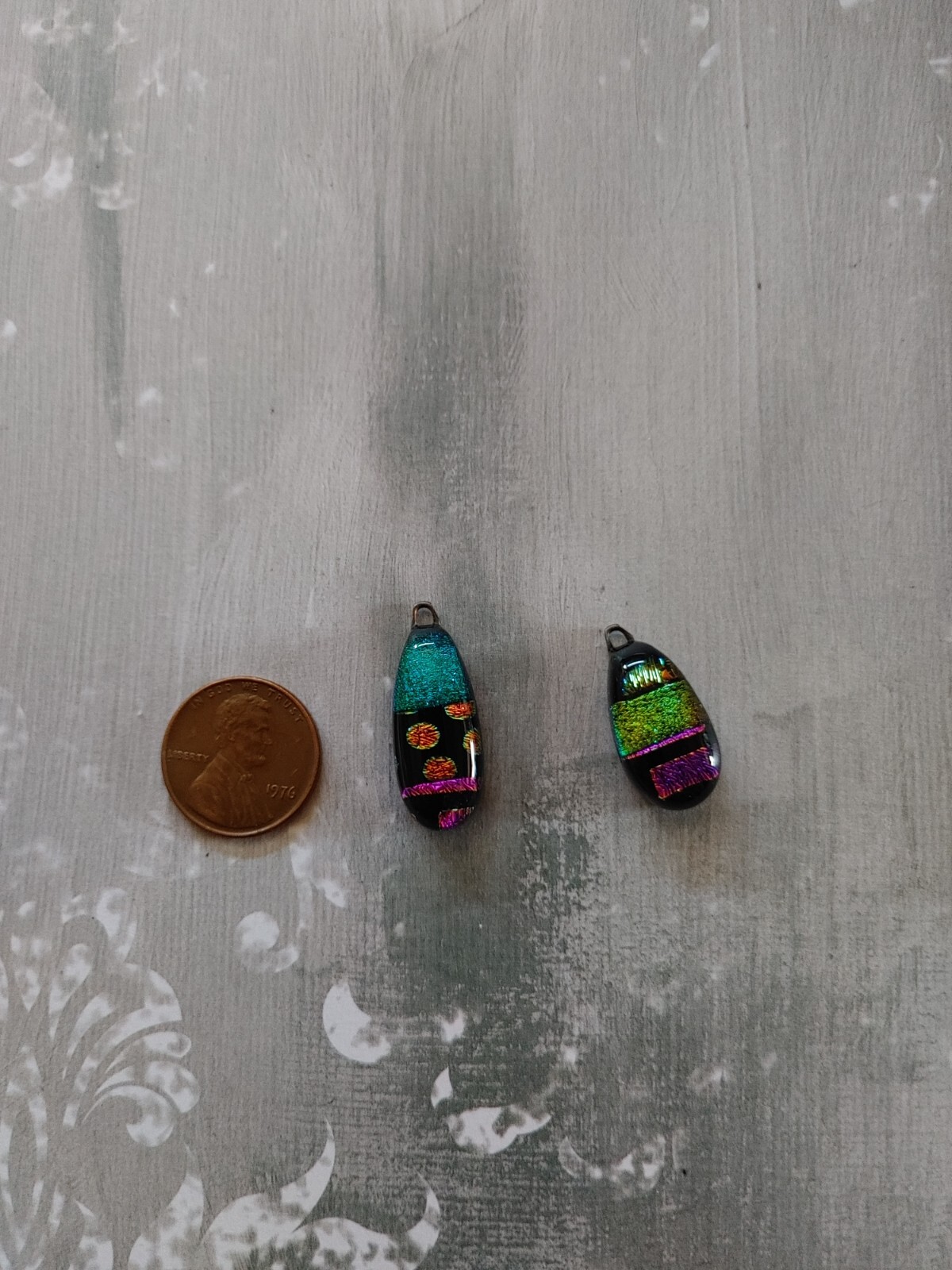 vintage qty 2 pendant finding component dichroic art glass precious metal foil
