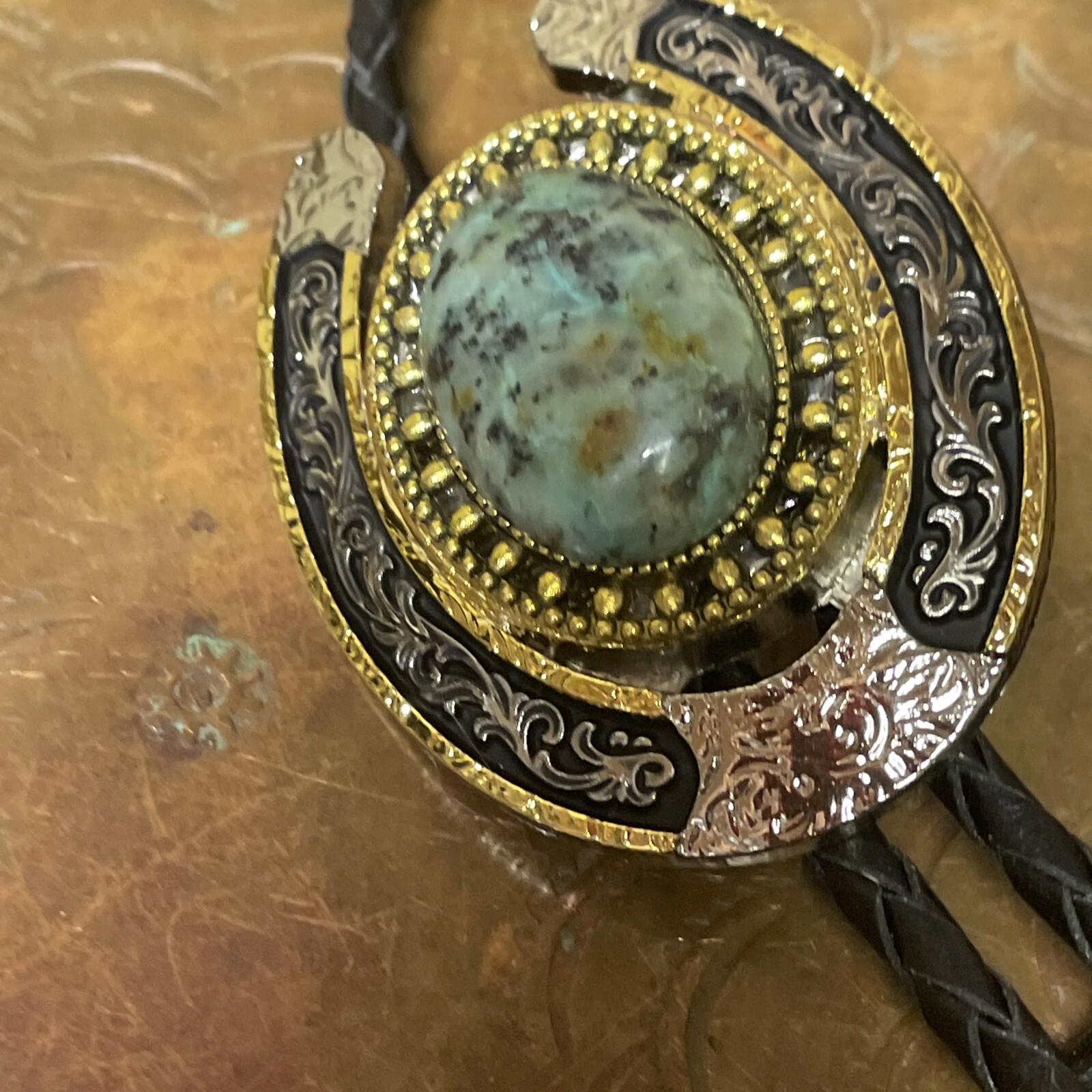 Southwest Tulsa Bolo Tie King African Turquoise Silver Gold Horseshoe Spring