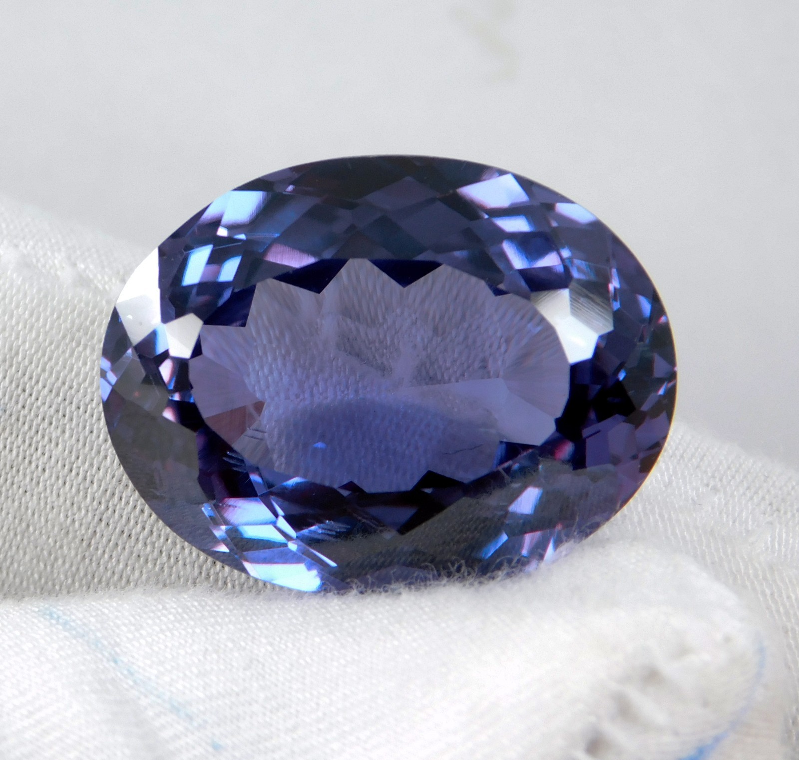 42.10 Ct Natural Color Change Alexandrite oval Cut Certified Loose Gemstone