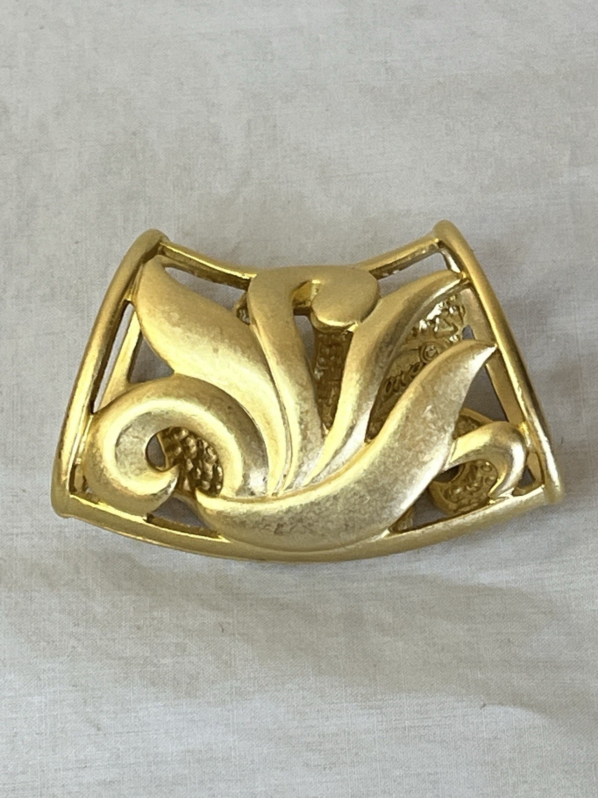 Vintage Scarf Slide Ring with Floral Design Gold Tone
