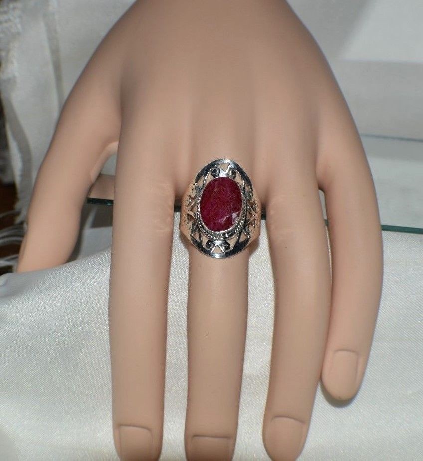 7.00 ct. 14X10mm NATURAL AFRICAN RED RUBY QUARTZ GYPSY RING .