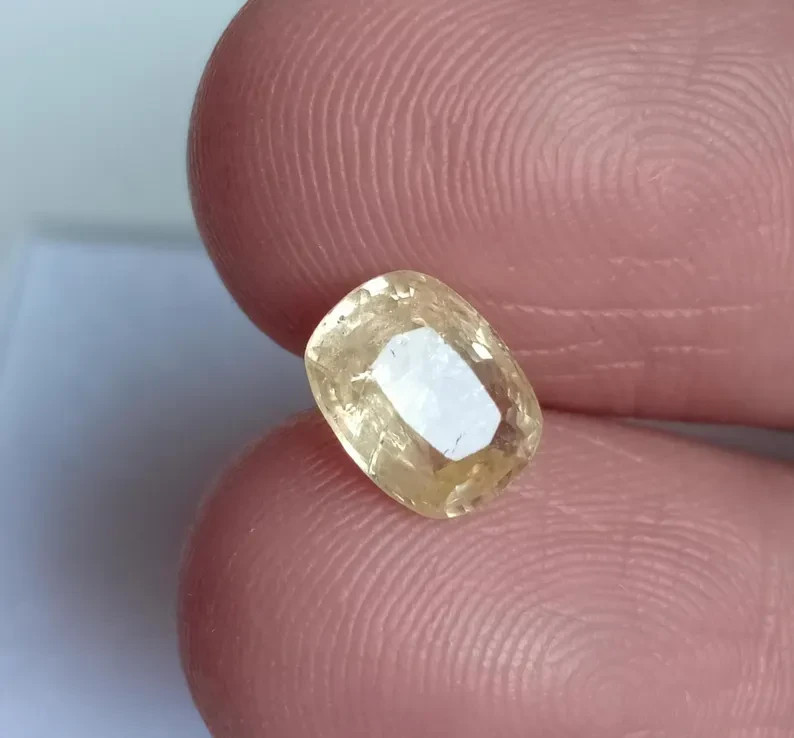 Sri Lanka Yellow Color Sapphire Natural Gemstone for Statement Jewelry 1.83 Ct