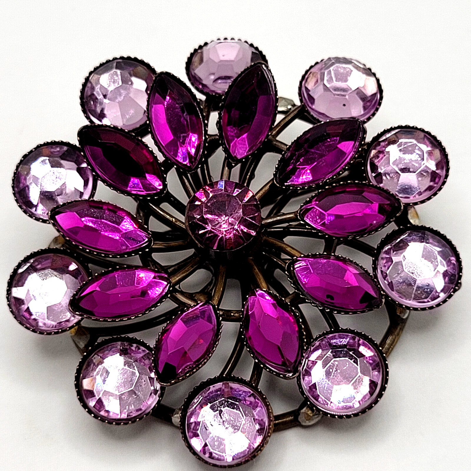 Purple Shades Floral Design Faceted Glass Rhinestone Metal Costume Brooch Pin