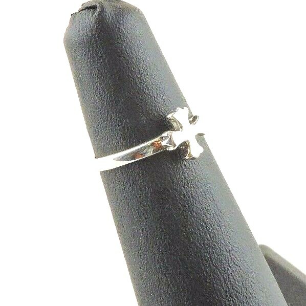 Size 4 Adjustable Sterling Silver Cross Toe – Midi Ring