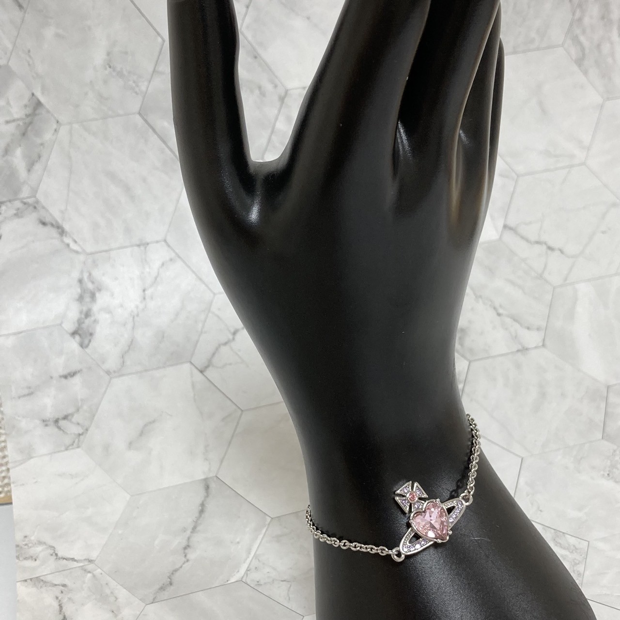 Vivienne Bracelet ARIELLA Orb Heart Silver Pink w/Pouch IN BOX