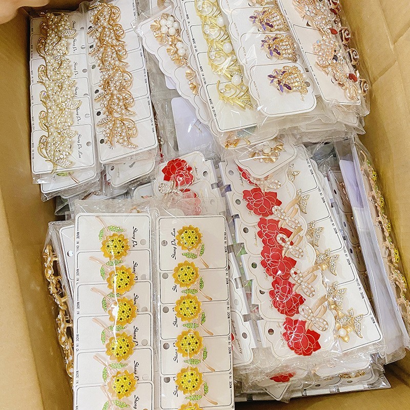 Bulk 12pcs Mix Crystal CZ Pearl Floral Brooches Lot Random Wedding Gift Jewelry