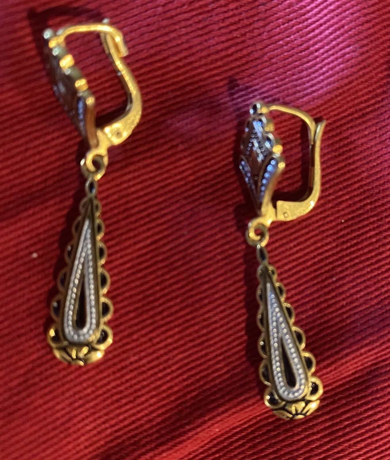 Exquisite Black, Silver & Gold Color Drop/Dangle Pierced Earrings