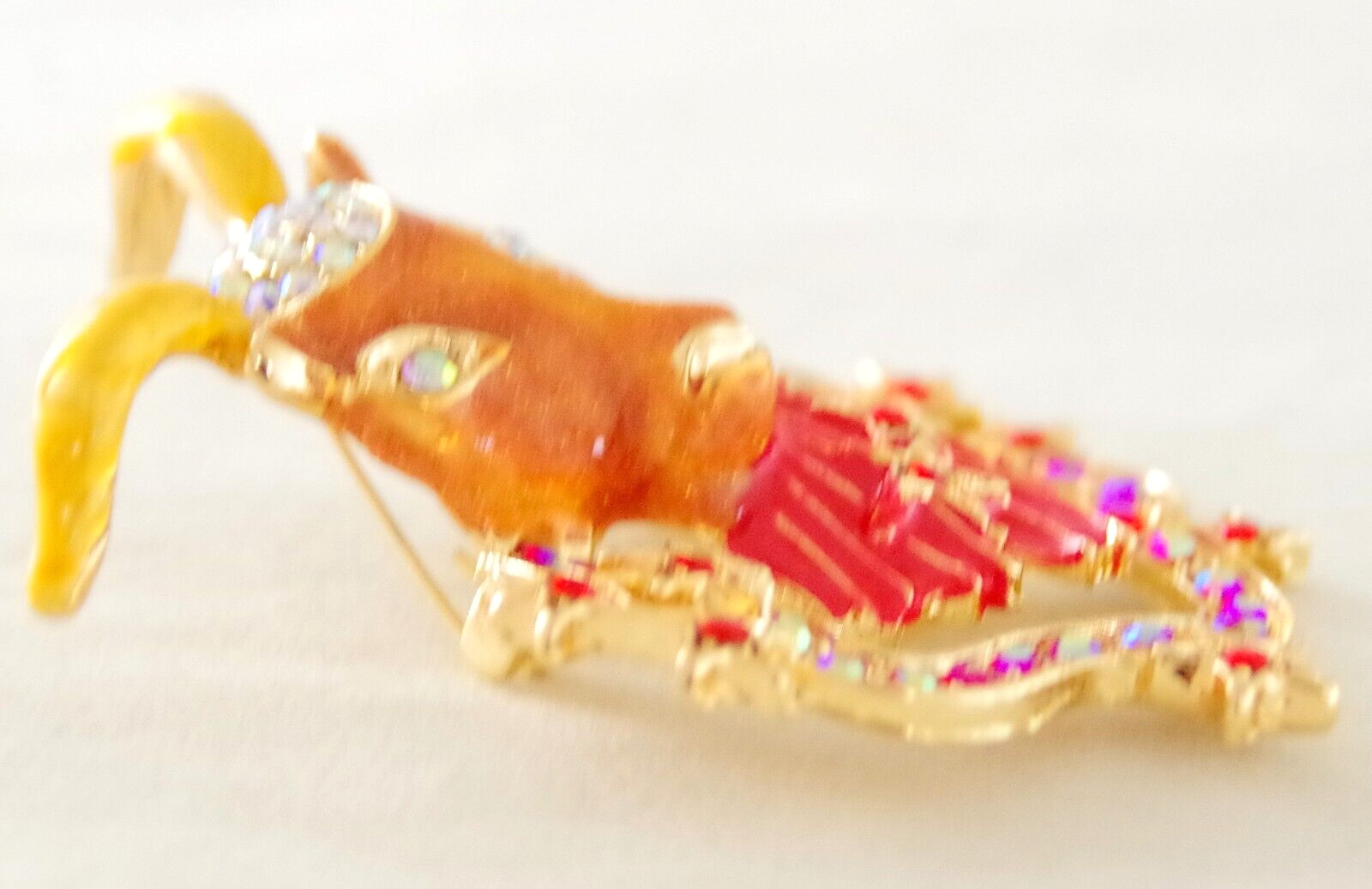 2.75″ DESIGNER STYLE CAPRICORN ZODIAC HOROSCOPE GOAT AB RHINESTONE BROOCH PIN