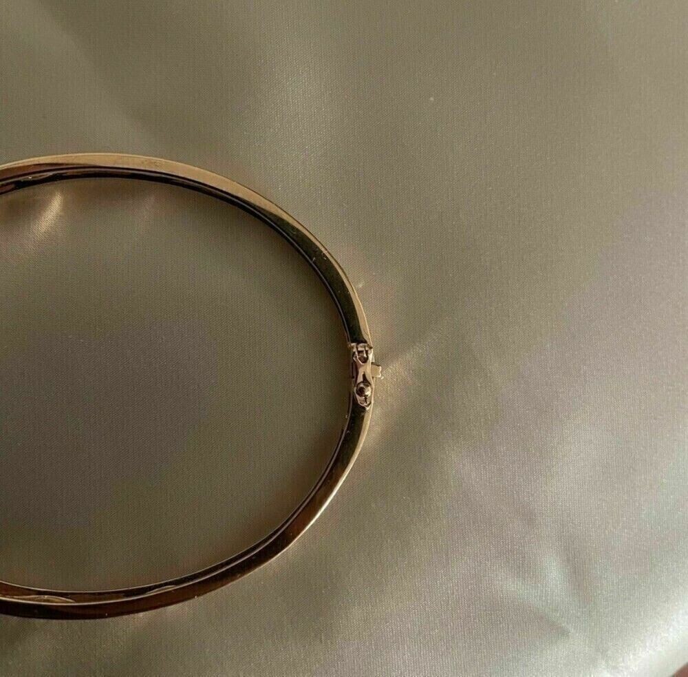 Designed Vintage 0.70Ct Love Women’s Fine Bangle Bracelet 14K Yellow Gold Finish