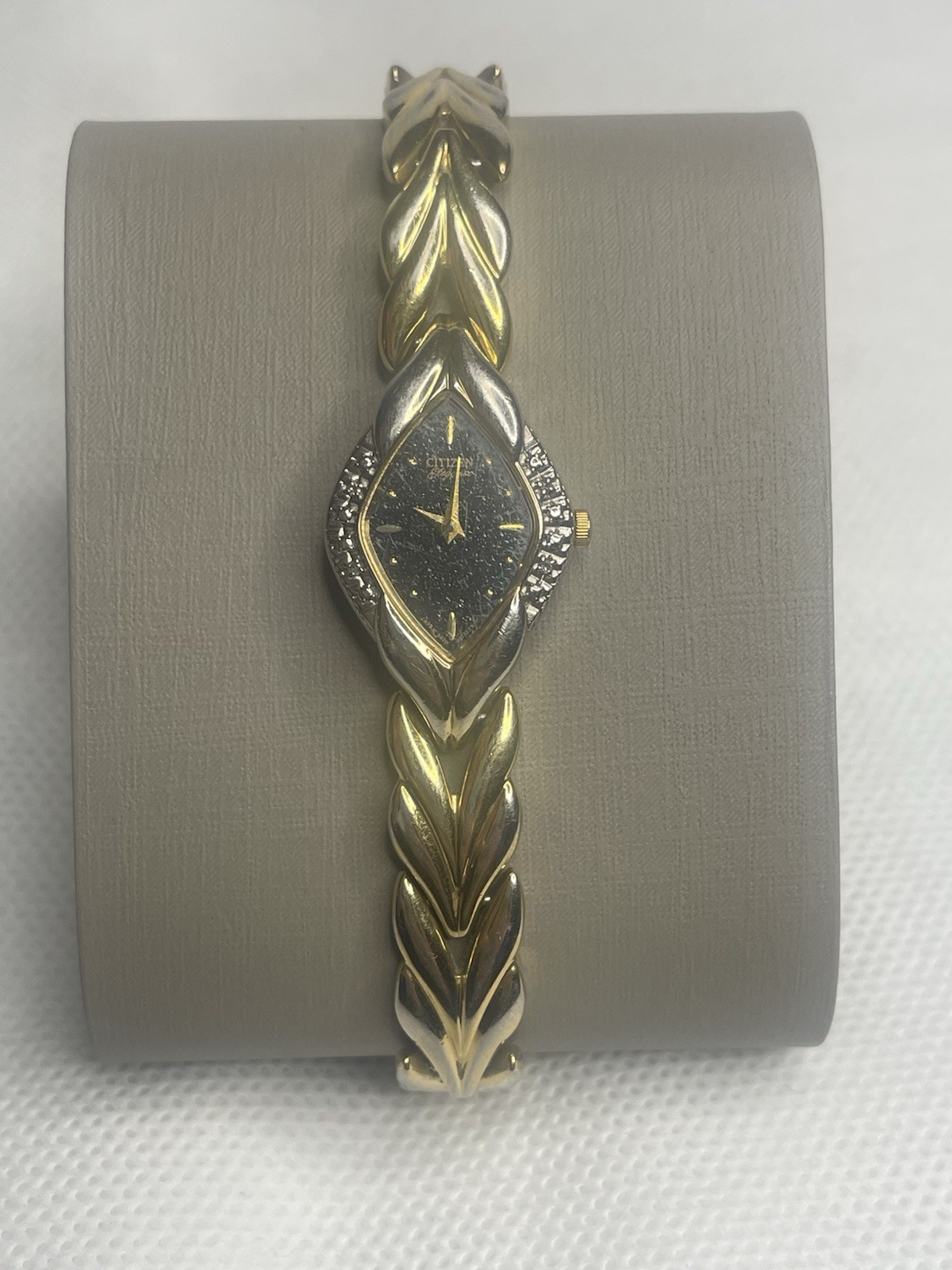 VTG 70s Citizen Elegance PDPG (Palladium Plated Gold) Watch Diamond 5920-H01521