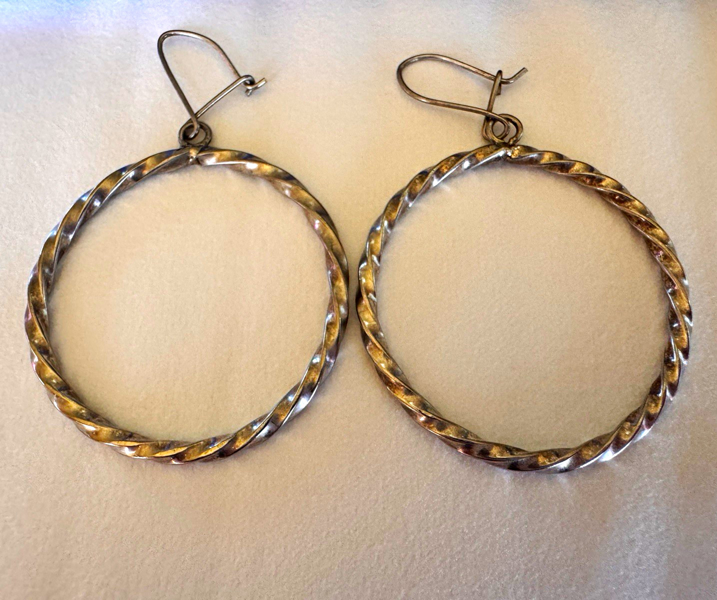 Silver Tone Twisted Textured Round Hoop Dangle Earrings Leverback No Stone