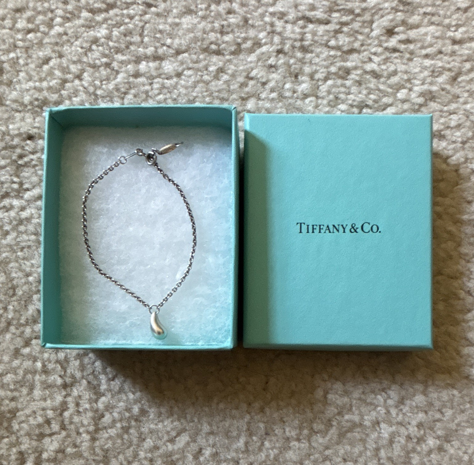 Tiffany & Co. Peretti Teardrop Dangle Charm 925 Bracelet Signed Spain Tag