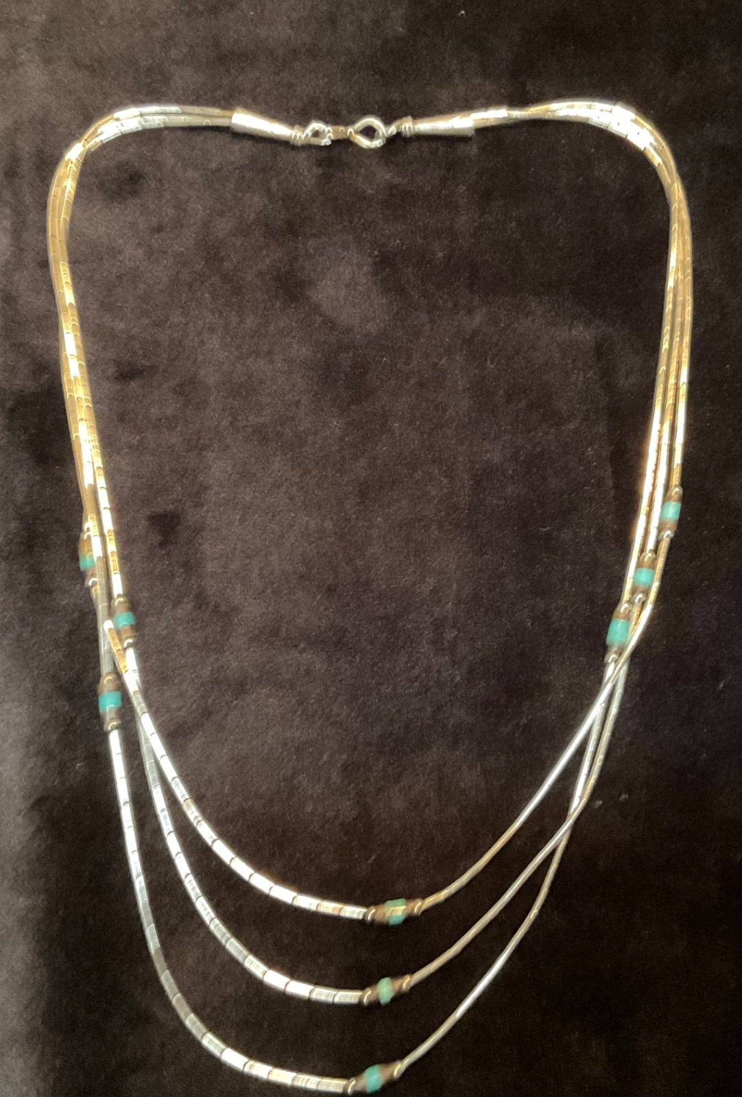 Native American 3-Strand Liquid Silver 16″ Necklace W/Turquoise Beads Vintage