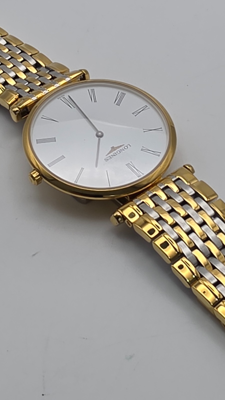 Longines La Grande Classique de Longines Gents Slim Watch in Longines Box.