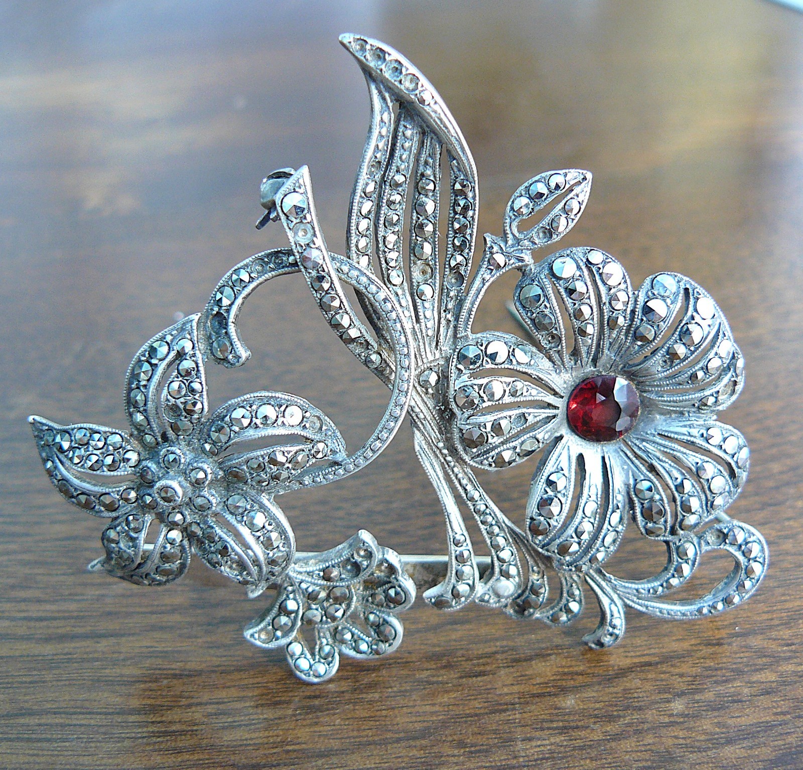 Antique sterling silver marcasite floral brooch garnet centre Art Nouveau 24g