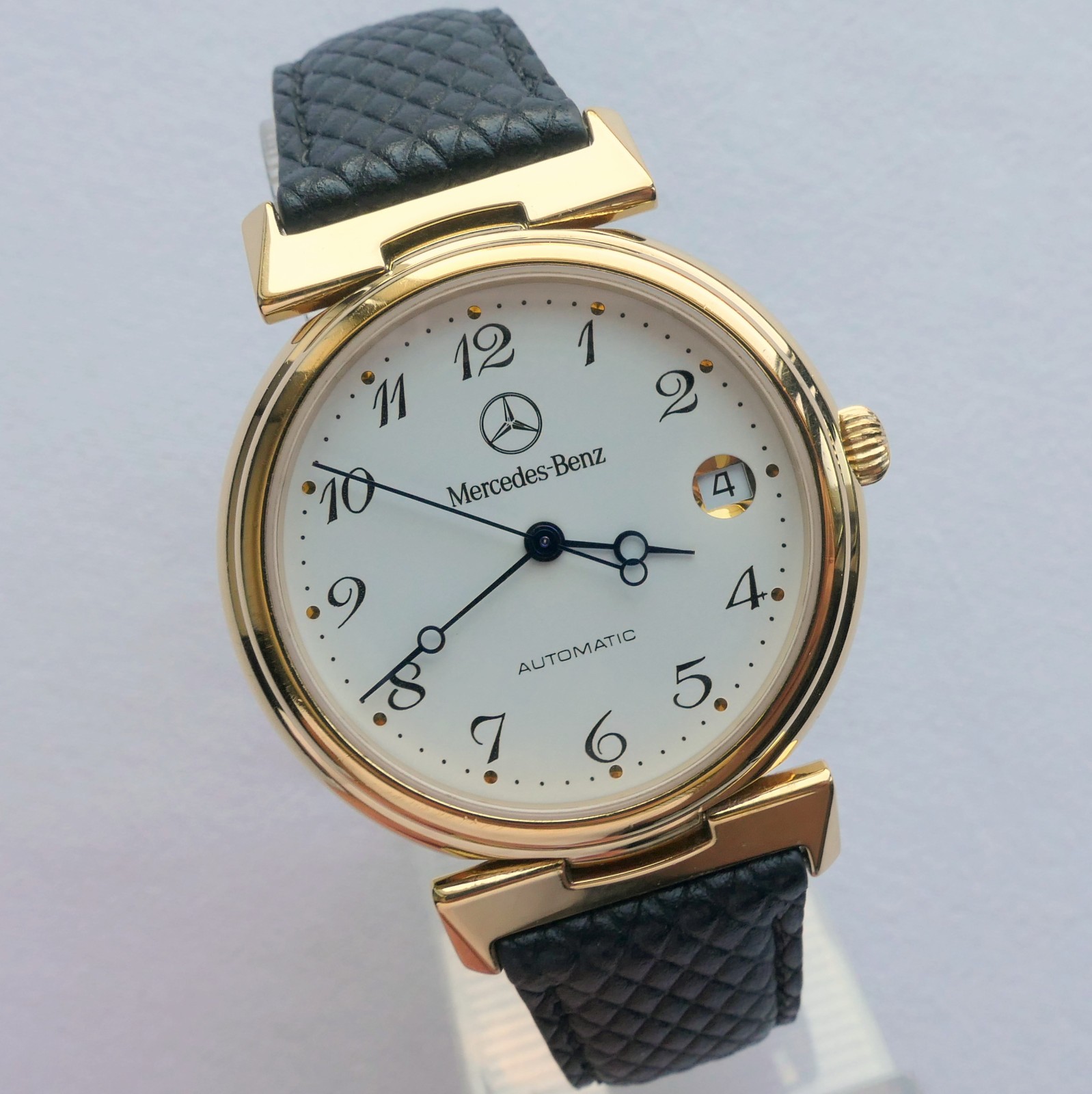 Mercedes Benz Made in Germany Classic Car Accessory Luxury Swiss Automatic Watch