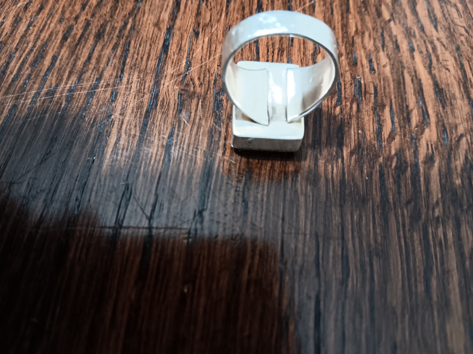 Christin Wolf-Style Ring Sz 8.25