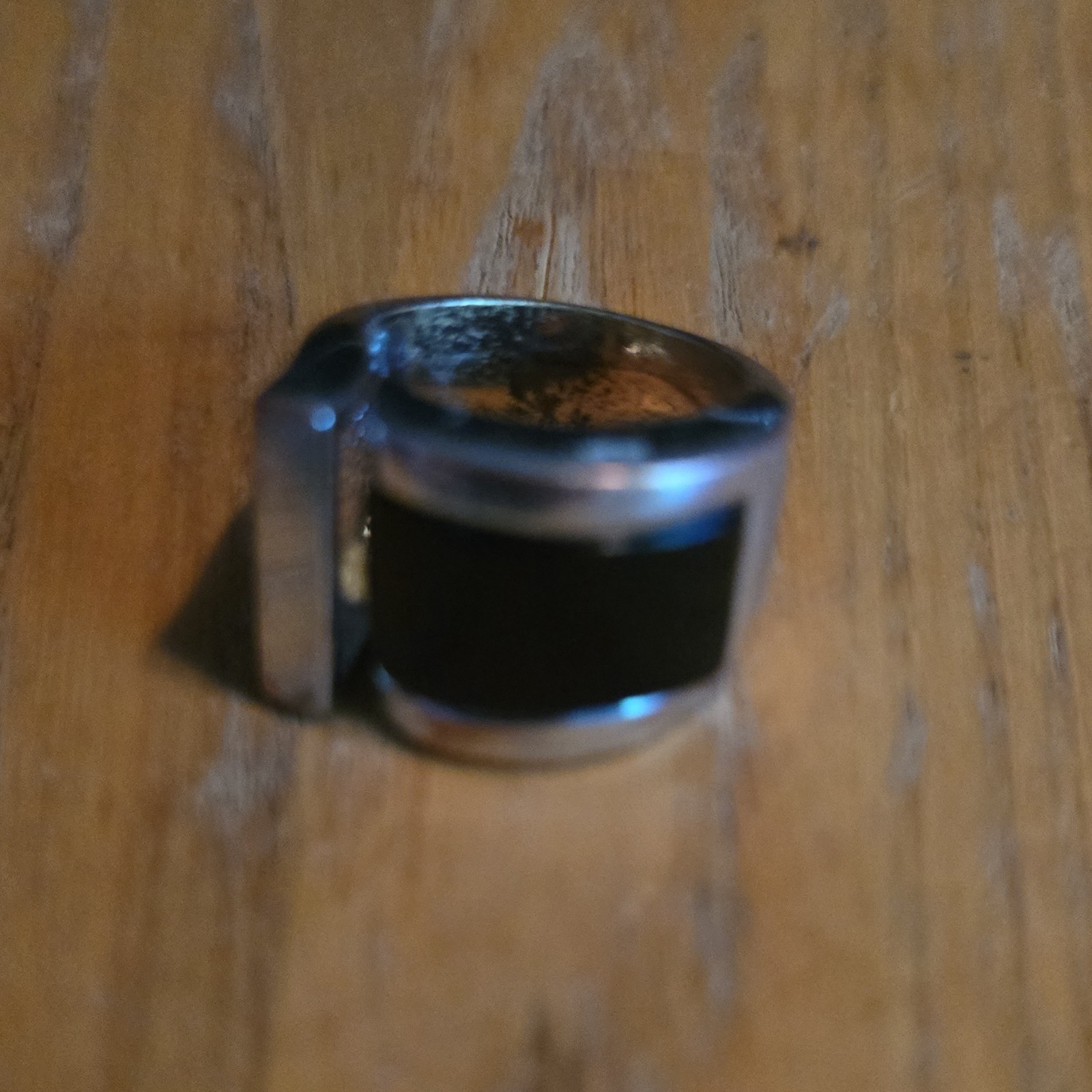 Silver Tone Metal Band Ring Black Inlay Adjustable Ring Size 6.5 No Stone