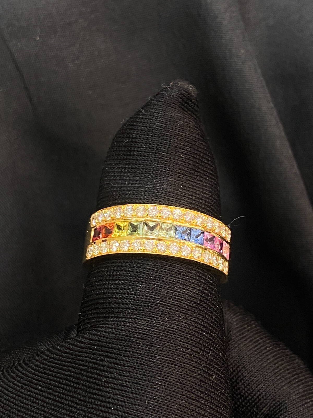 2.52 TCW Round Brilliant Diamonds Multi Color Princess Sapphire Ring in 18K Gold