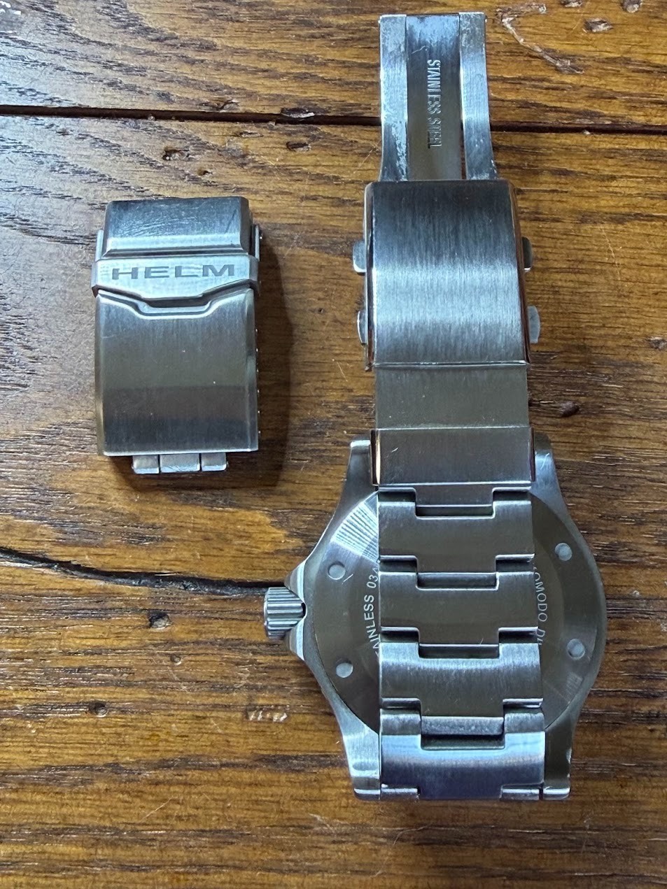 HELM Komodo 03AR3 40mm NH35 Automatic White Dial Sapphire 300m Box