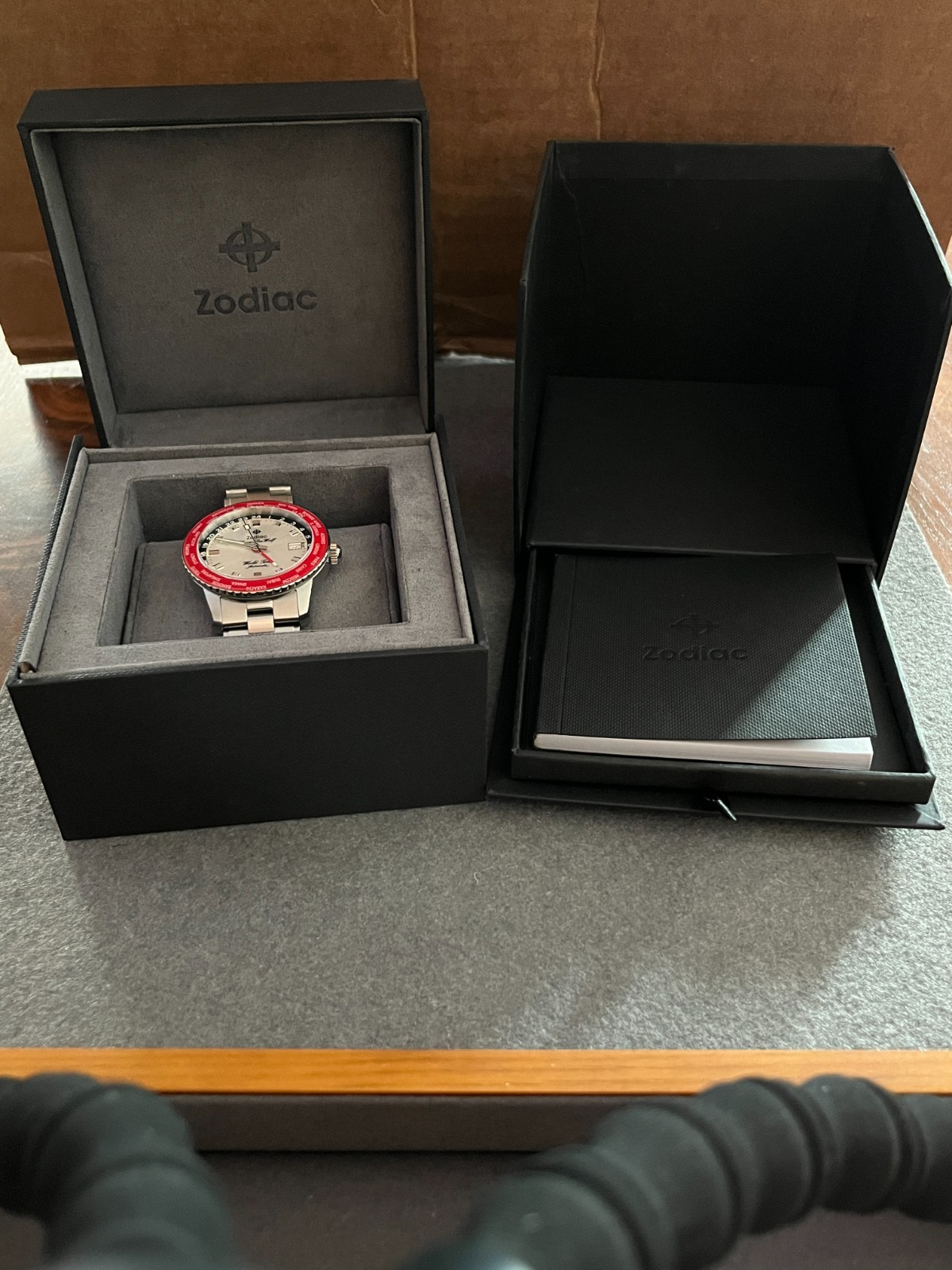 Zodiac Super Sea Wolf World Time GMT Automatic – Ref. ZO9410