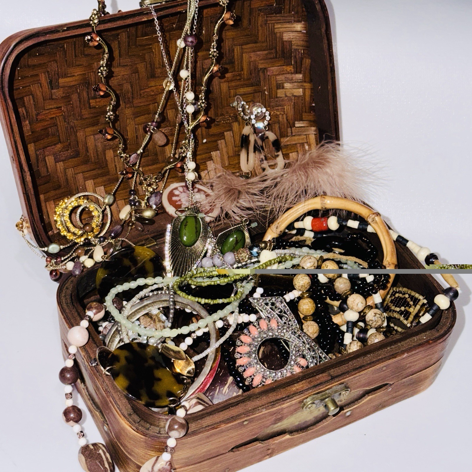 Nature Inspired Jewelry Lot 30 pc All Wearable Woven Box Included