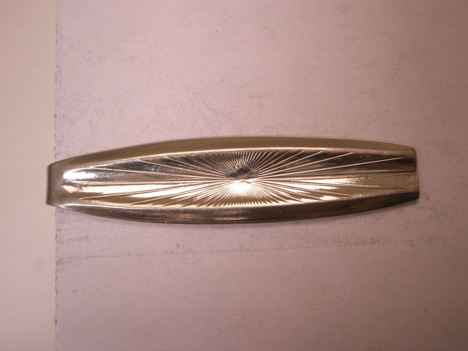 1-11/16″ Radial Lines Tapered Design Silver Tone Quality Vintage Tie Bar Clip