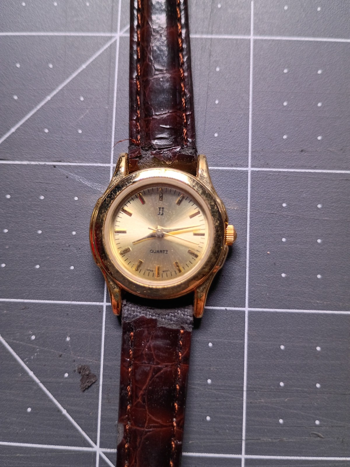 VINTAGE RARE ADVERTISING OF “JJ” GOLD PLATED Ladies/Unisex QUARTZ NEEDS A STRAP!