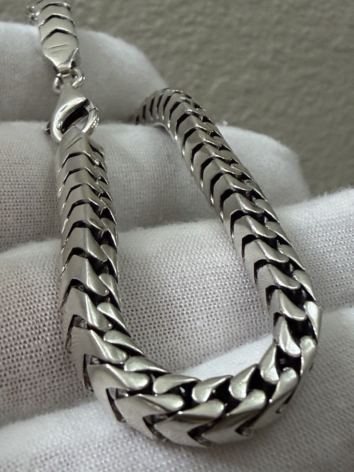 8.5 inch 5.9mm – 925 Sterling Silver Franco Bracelet
