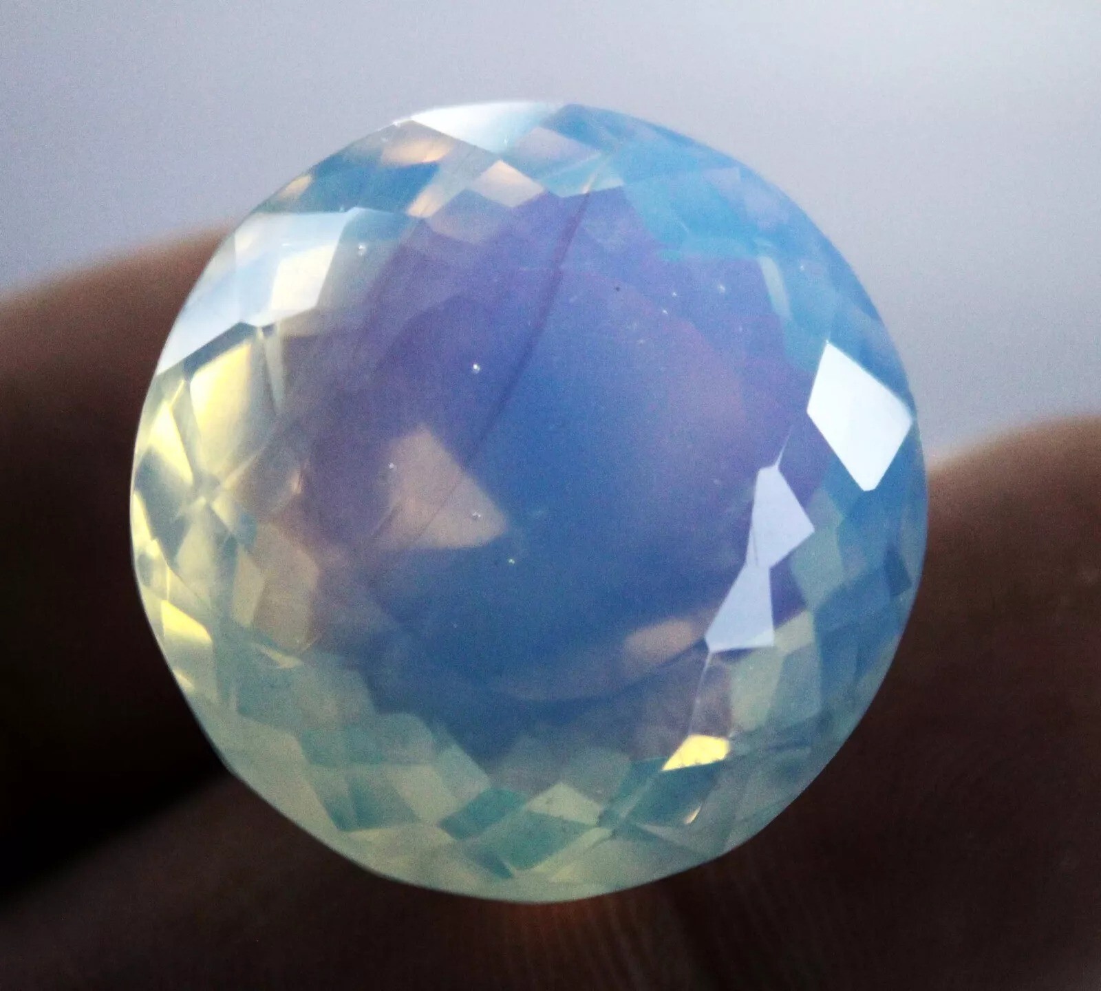 Australian Natural 99.20 Ct Bi-Color Opal Round Cut Welo Certified Untreated Gem