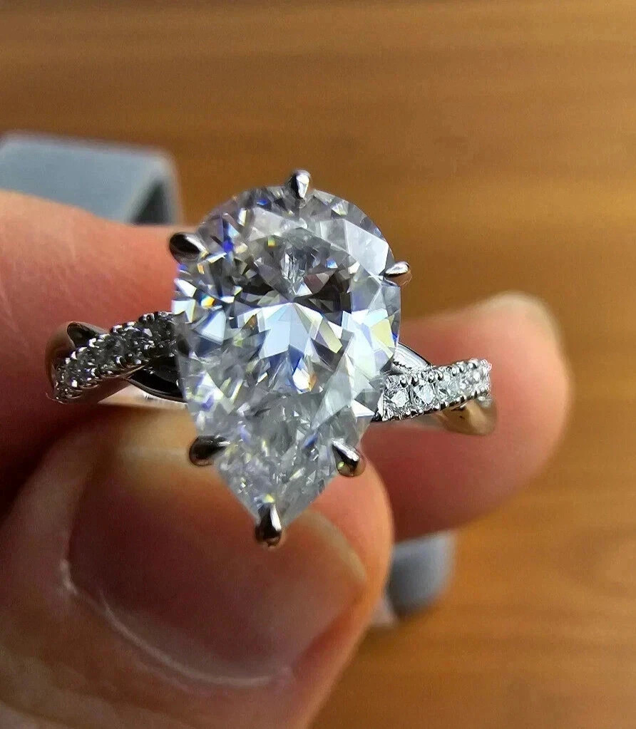 Lab-Created Diamond 4Ct Pear Cut Women’s Anniversary Ring 14K White Gold Plated