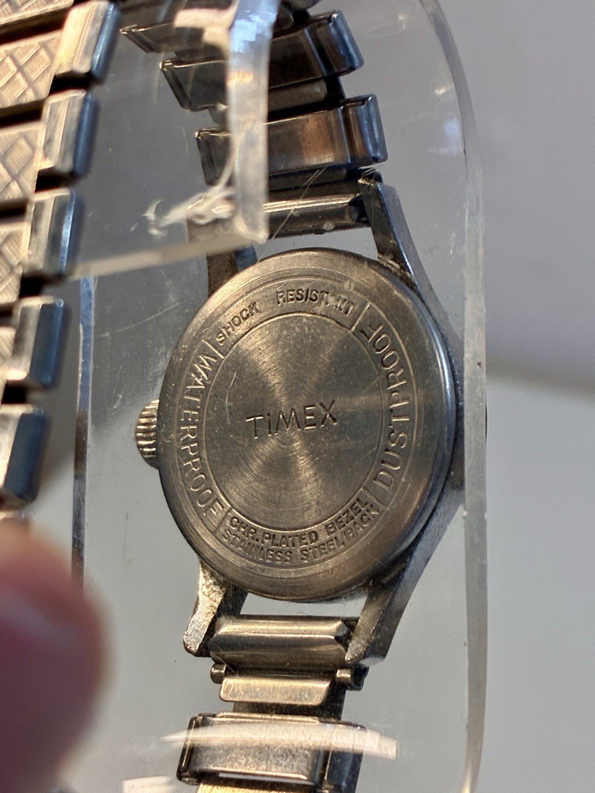 Timex Vintage Women’s Mechanical Watch, Shock-Resistant, Silver Dial, 17J WORKS