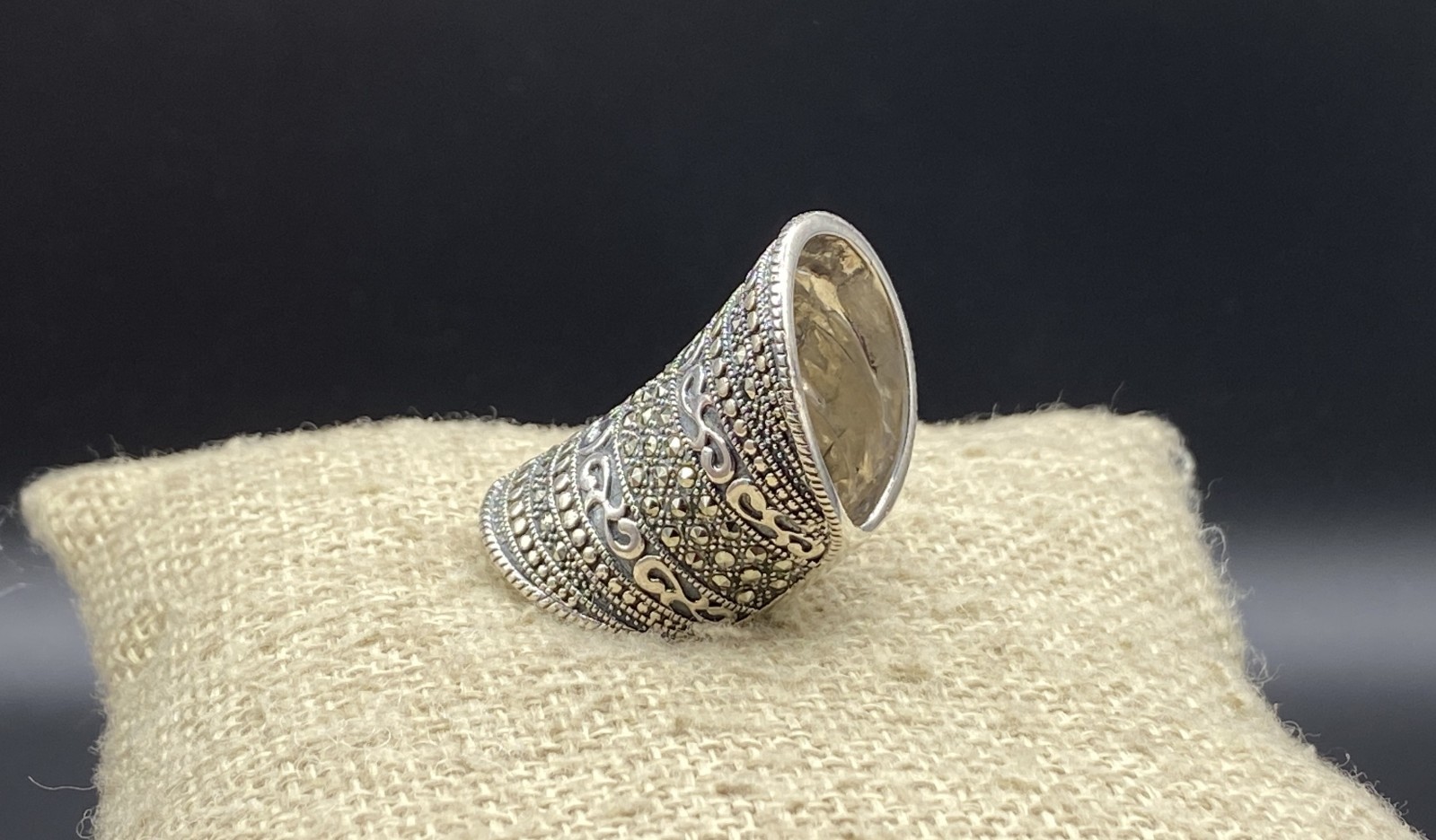 DESIGNER-Sterling Bali Style Tall Concave Marcasite Dotted Scroll Ring-SIZE 6