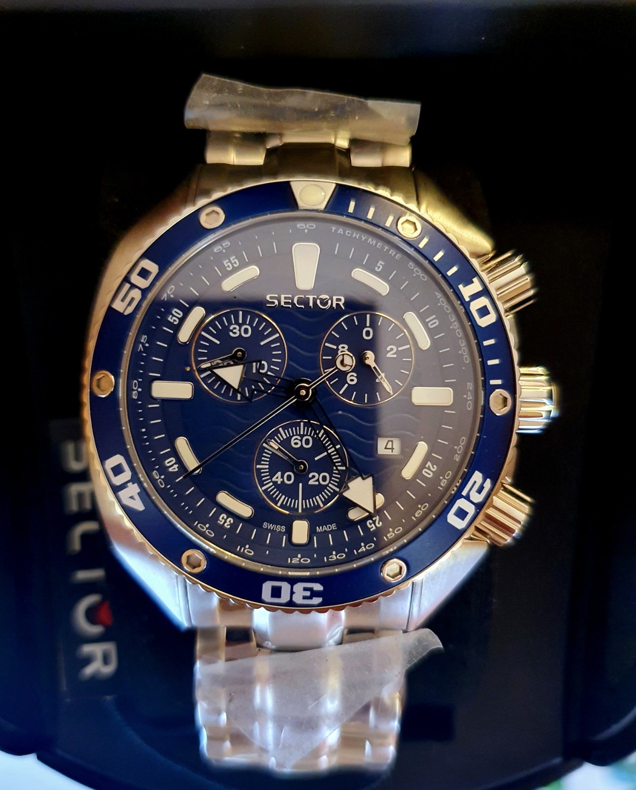 NEW Sector Ocean Master Chrono 44mm Blue Sapphire 200 M Eta Swiss Made Watch