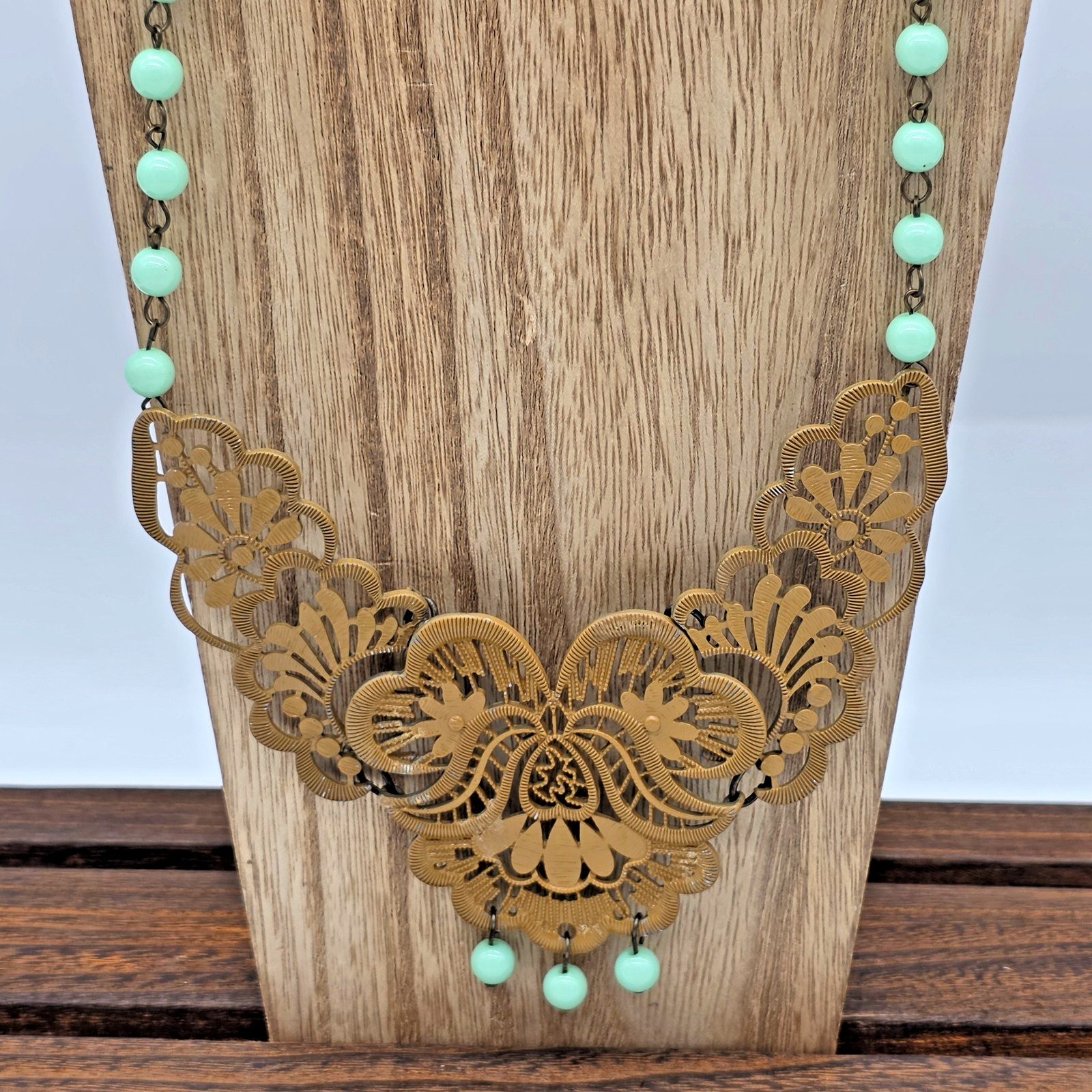 Plunder MAIZIE Bib Necklace Mustard Yellow Floral Lace Mint Green Beads 22”
