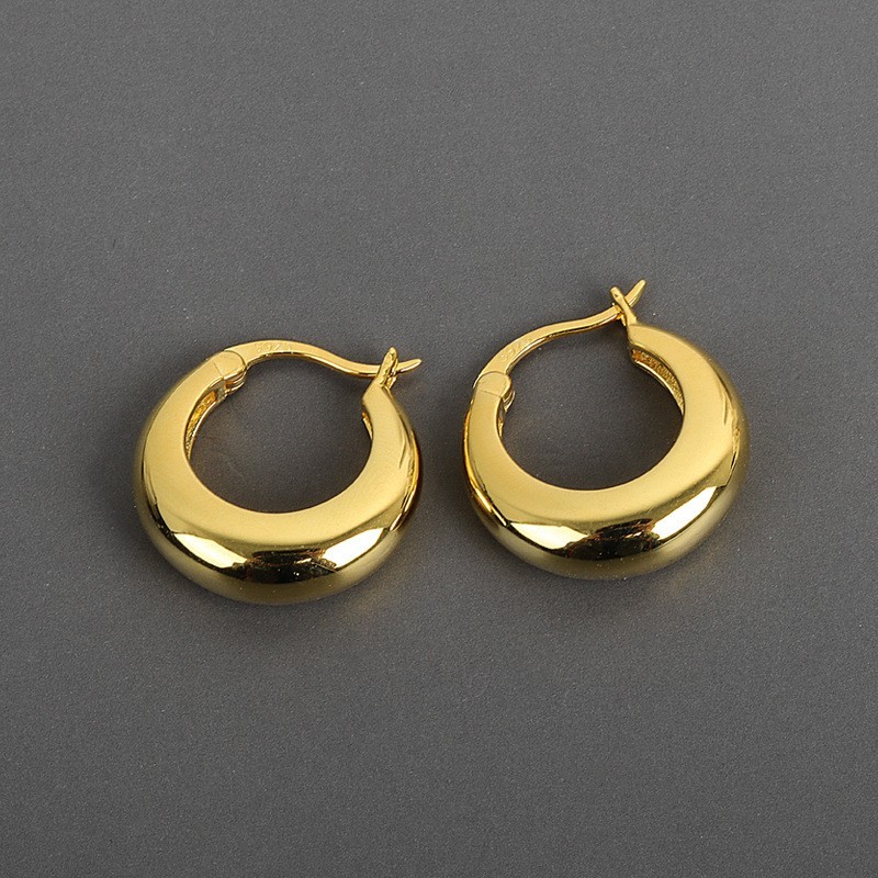 Classic Fashion Woman 18K Gold Plated Round Hoop Huggie Earring Stud
