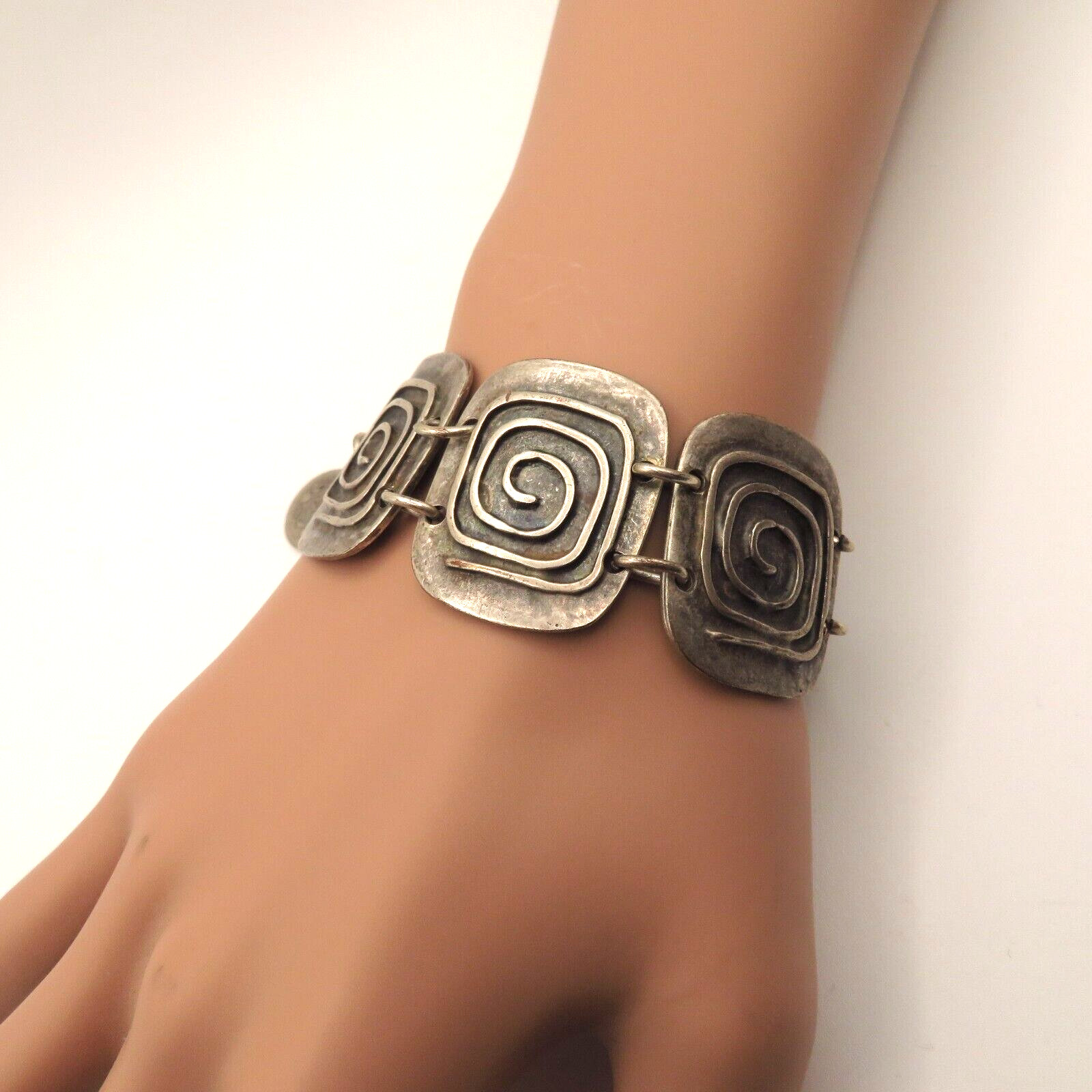 Turkish Bracelet, Ottoman style square spiral antique silver toned barlink