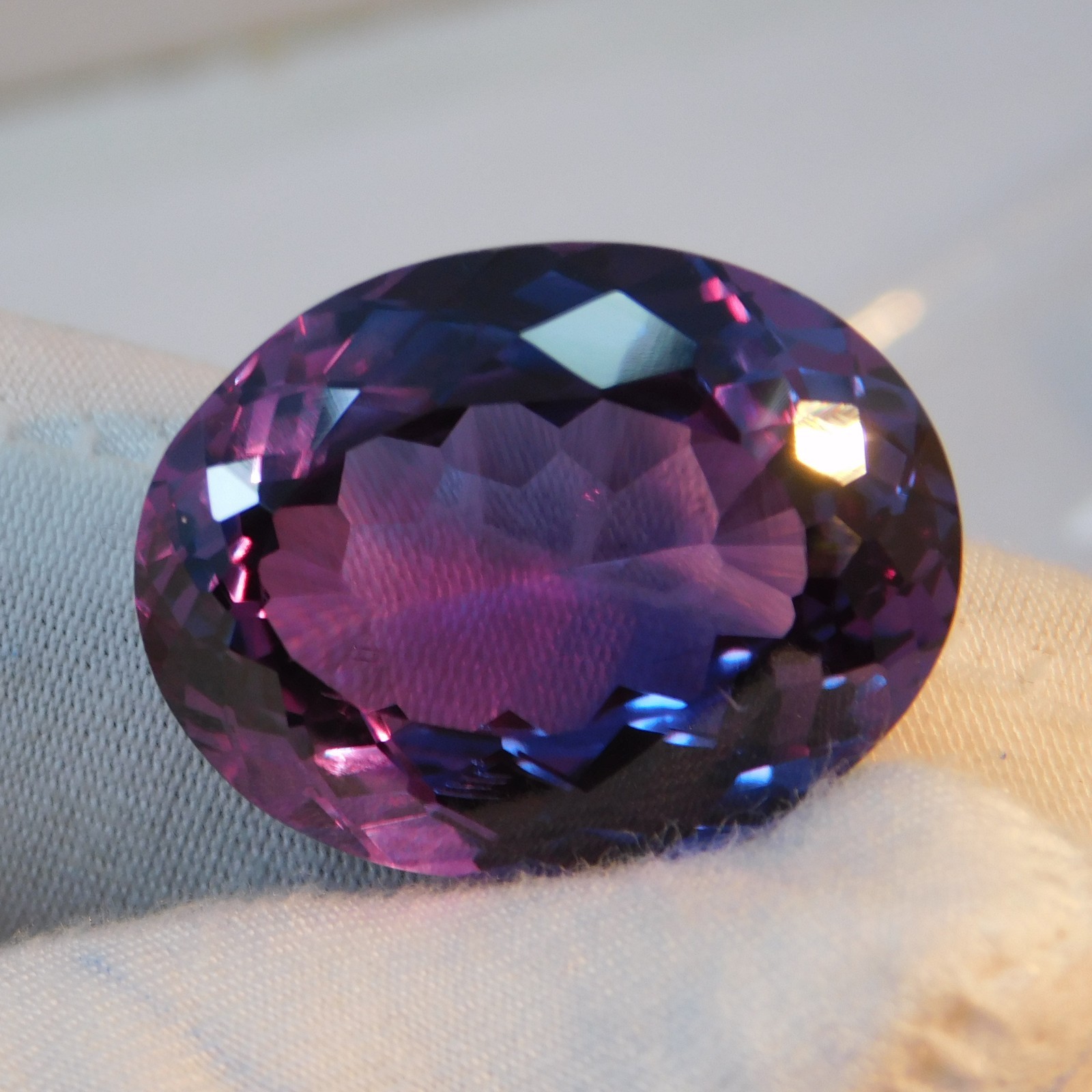 42.10 Ct Natural Color Change Alexandrite oval Cut Certified Loose Gemstone