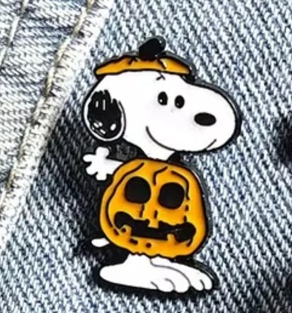 SNOOPY ENAMEL PIN-2 OR MORE PINS $5.99 SHIPPING-SPEND $30 SHIPPING FREE
