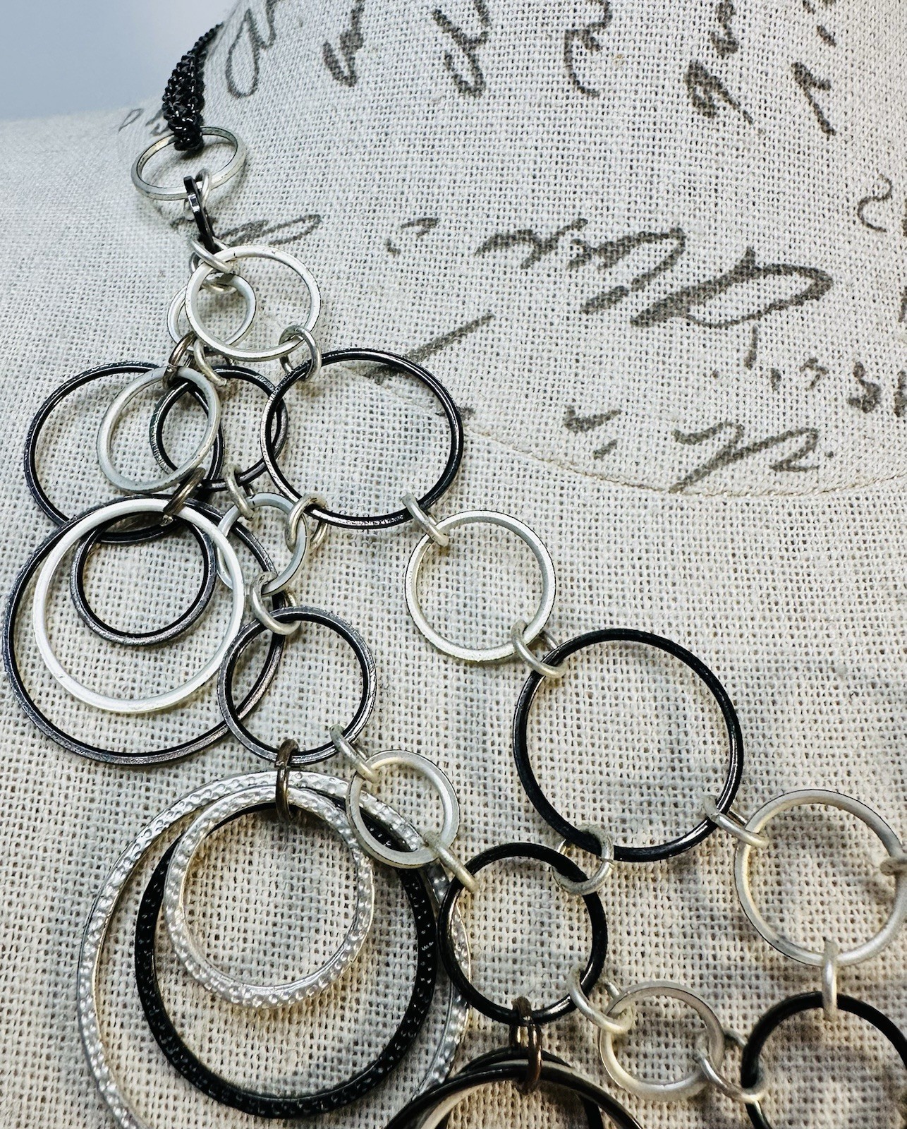 Chico’s Silver Black Circle Link Necklace Interlocking Rings Statement Jewelry