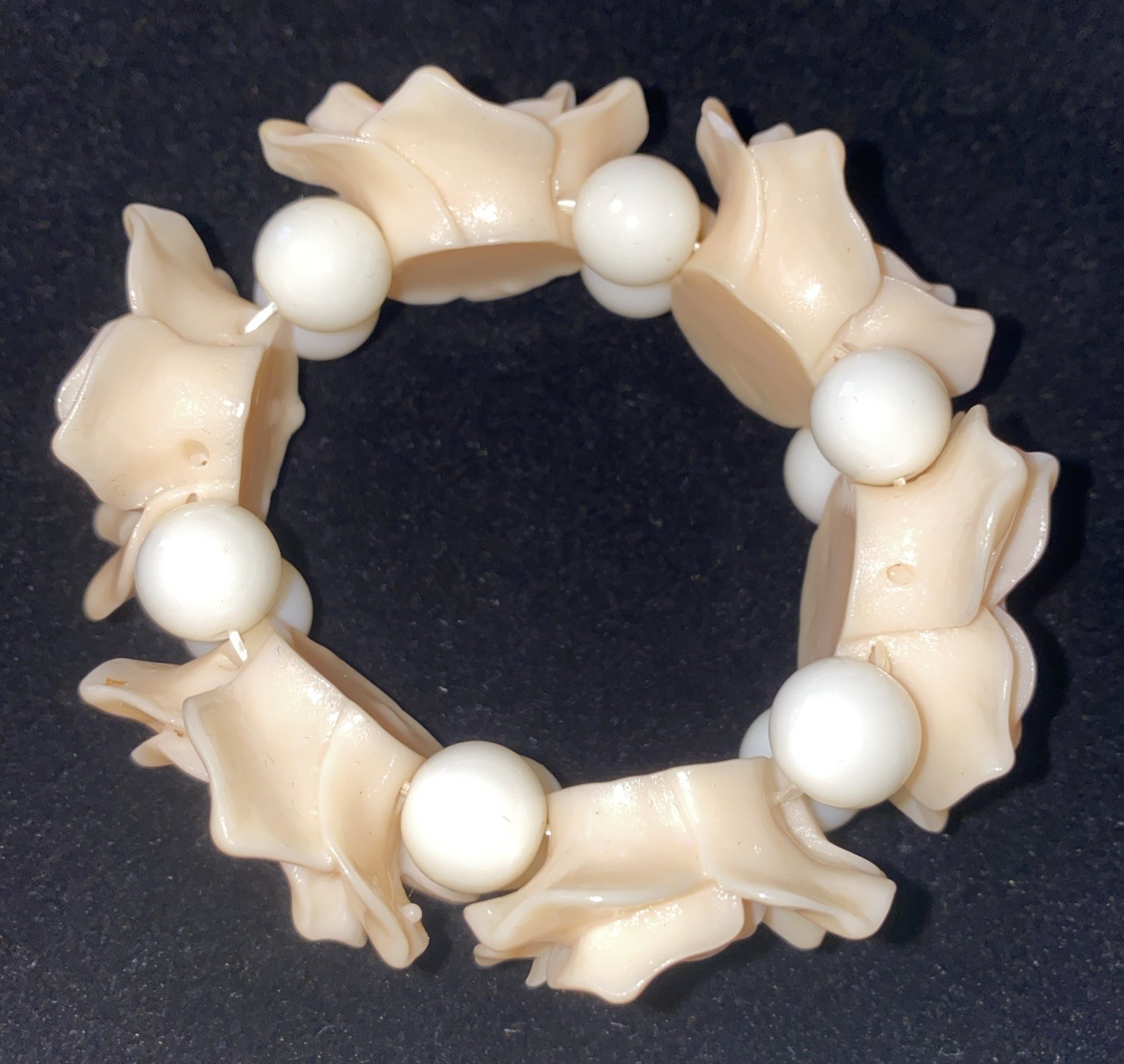 Vintage Plastic Resin (?) Pinky/ Yellow Rose Stretch Bracelet Stunning