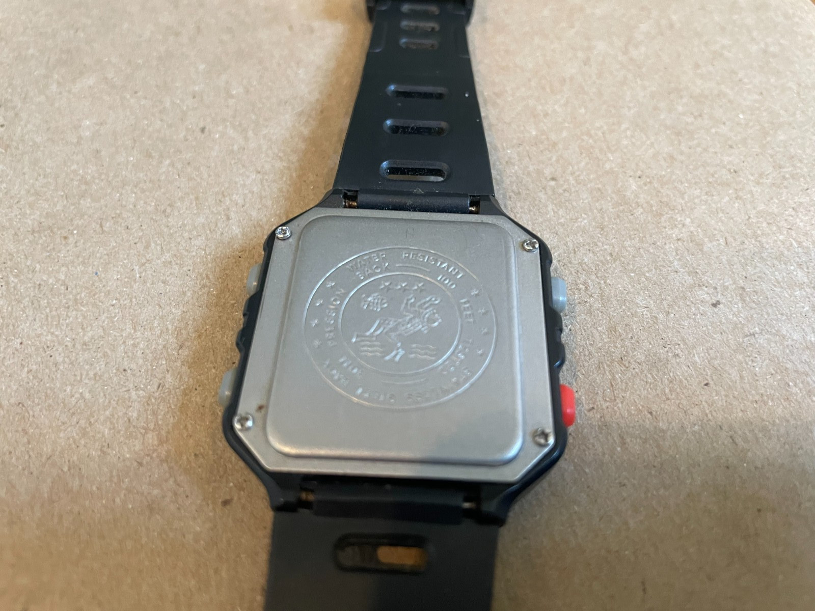 VINTAGE TIDE DIGITAL WATCH 30 METERS WATER RESISTANT ORIGINAL BAND 80s bezel