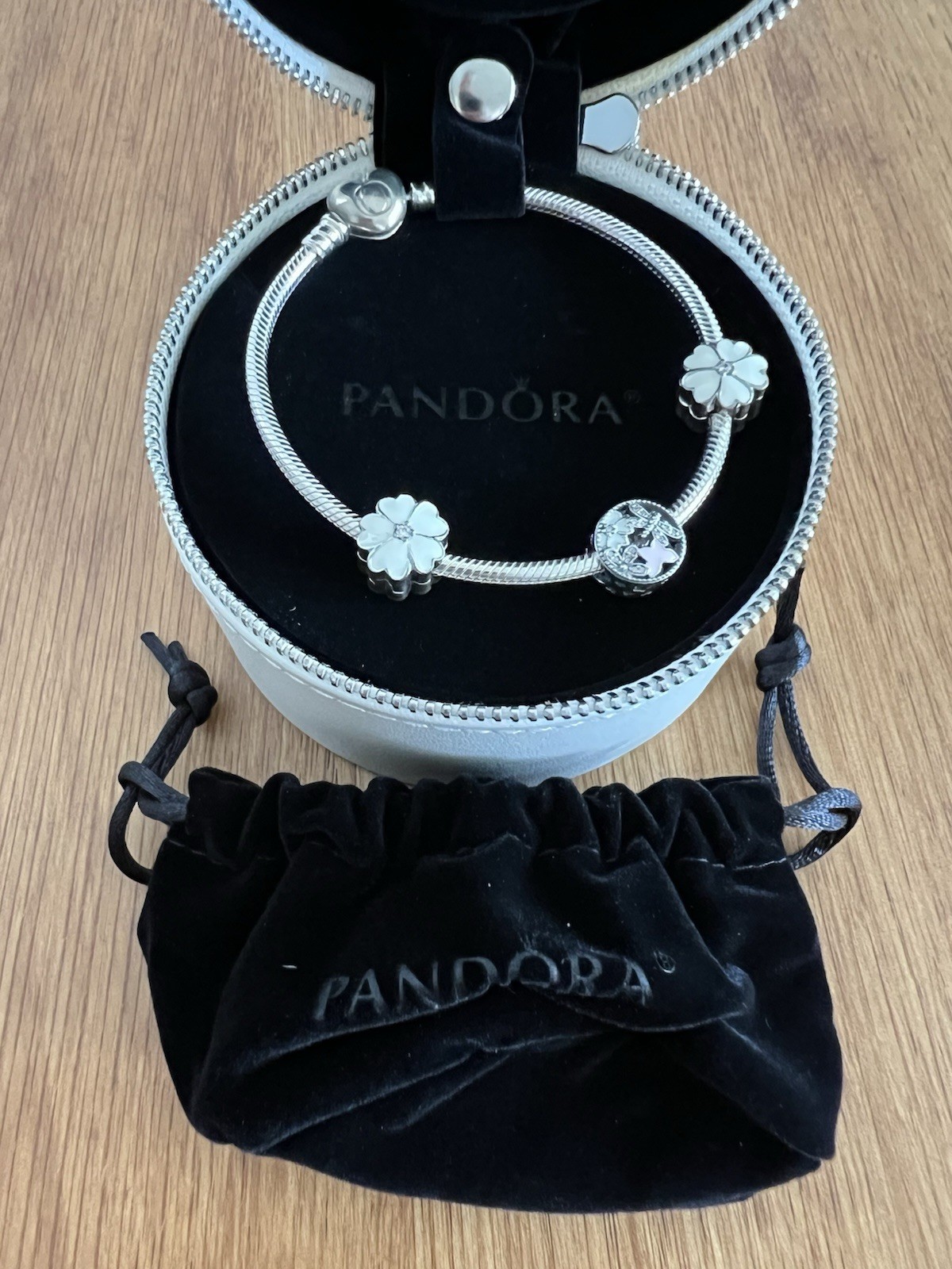 Pandora “FLOWERS From The HEART” BRACELET GIFT SET – Size 19 cm/7.5 inches – NEW