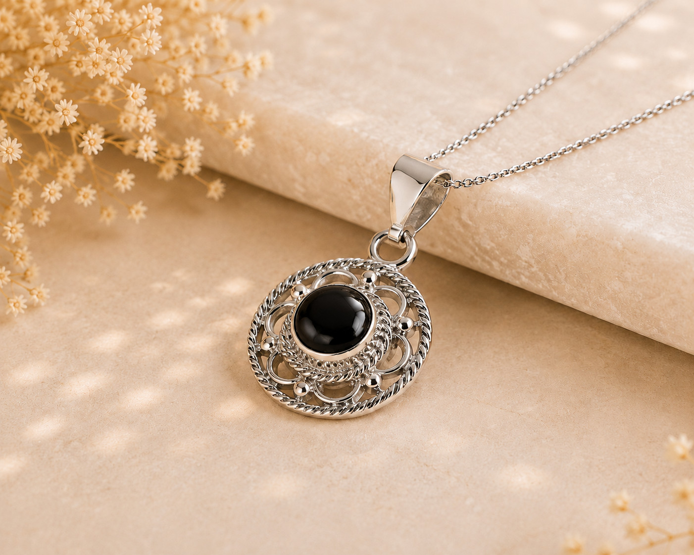925 Sterling Silver Black Onyx Vintage Filigree Round Pendant Necklace Gift