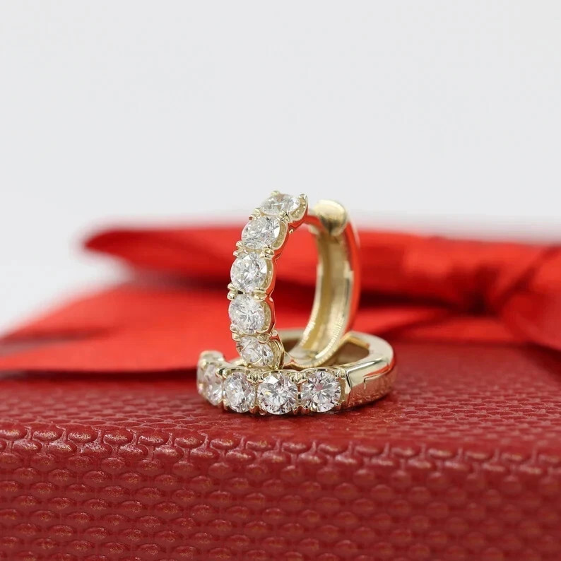 Gorgeous Look GHVS Natural Diamond Huggie Hoop Women’s Earrings 14K Yellow Gold