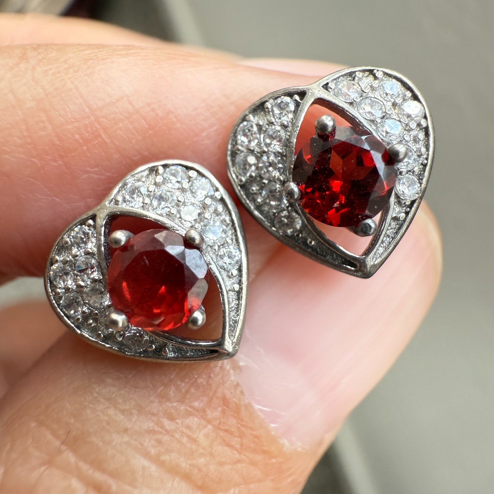 925 Sterling Silver Earrings 4mm Natural Rhodolite Garnet Gemstone Zircon Heart